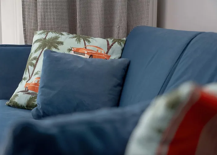 Tasteful Near Centennial Hall By Renters 아파트