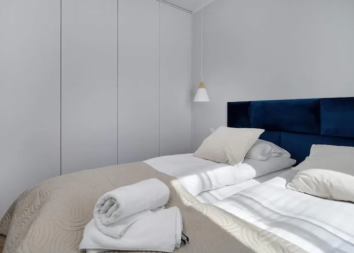 아파트 Tasteful Near Centennial Hall By Renters