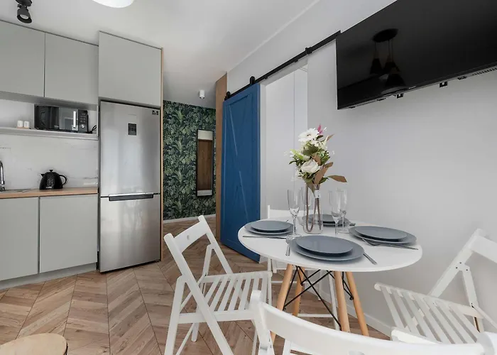 아파트 Tasteful Near Centennial Hall By Renters 브로츠와프