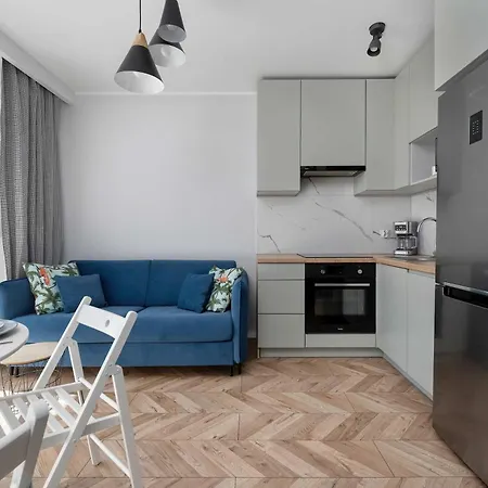 Tasteful Near Centennial Hall By Renters * Вроцлав