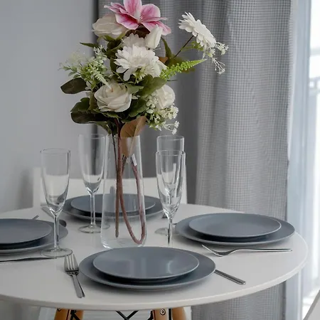 Tasteful Near Centennial Hall By Renters 公寓 弗罗茨瓦夫