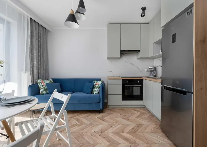 Tasteful Near Centennial Hall By Renters * ヴロツワフ